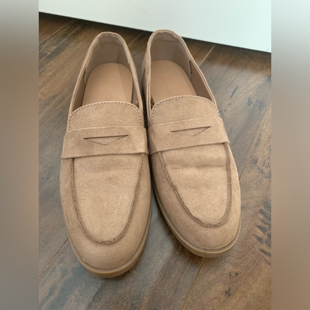 Old navy loafers size 9